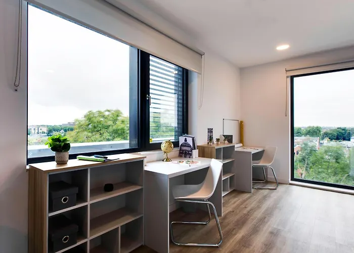 Yugo Explore - Highfield Park *