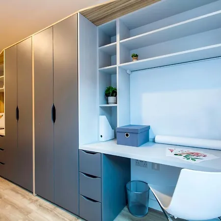 Yugo Explore - Highfield Park Apartment Dublin