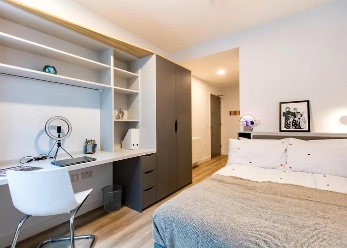 Yugo Explore - Highfield Park Apartament *