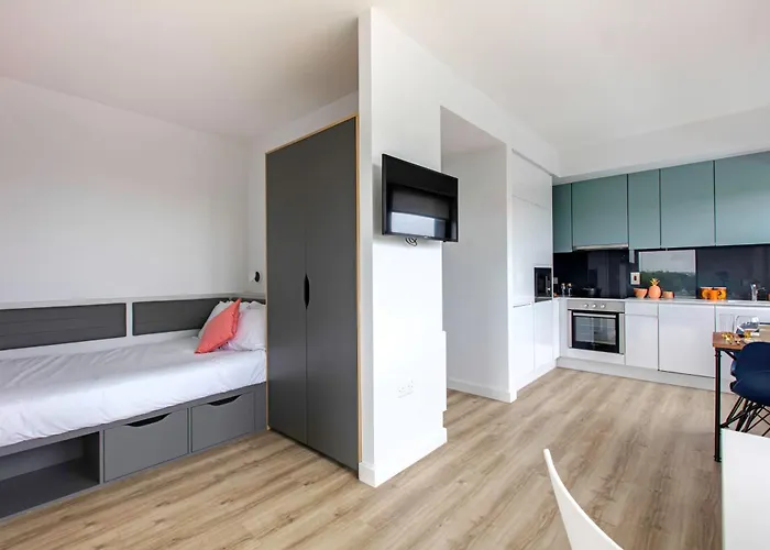 Yugo Explore - Highfield Park *